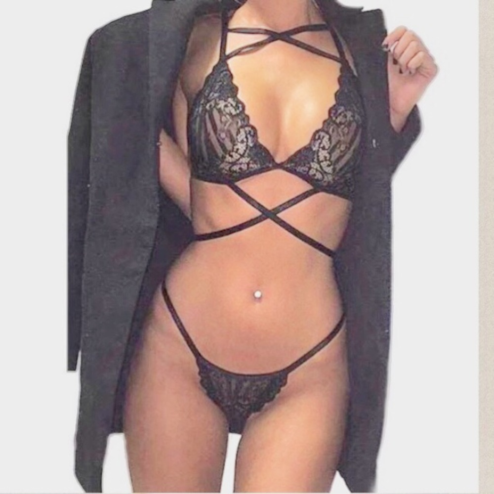 BRAND NEW Fantasy Sheer Lace Frenum Strap Lingerie